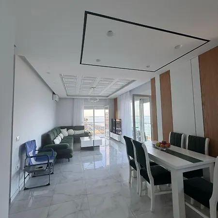 Private Luxurious דירה Lezhë